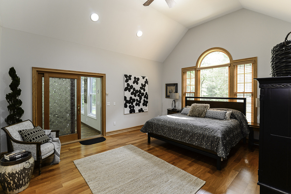 8510 Oak Ridge - Master Bedroom